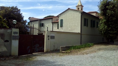 casa_quercianella_esterno_16.jpg